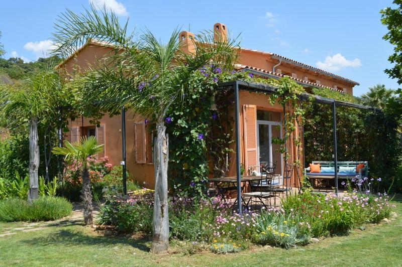 House With Garden And Sea View Villa La Londe-les-Maures Dış mekan fotoğraf